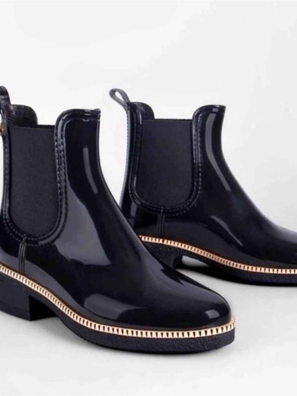 Lemon Jelly Black Chelsea Rain Boots Like New